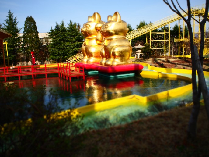 It was cold, and water rides did not appeal to me at the moment.